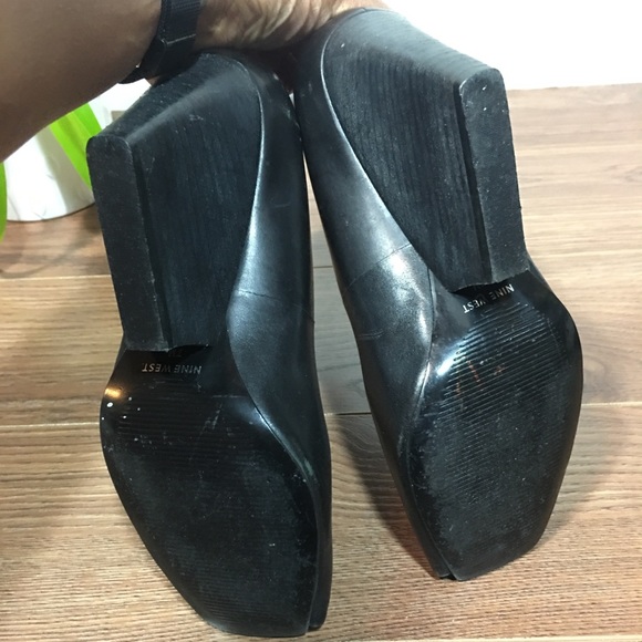 🌻 Nine West Bayview black peep toe wedge🌻 - Picture 5 of 6